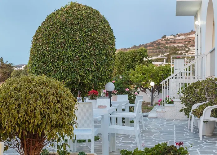 John's & Lägenhet Páros